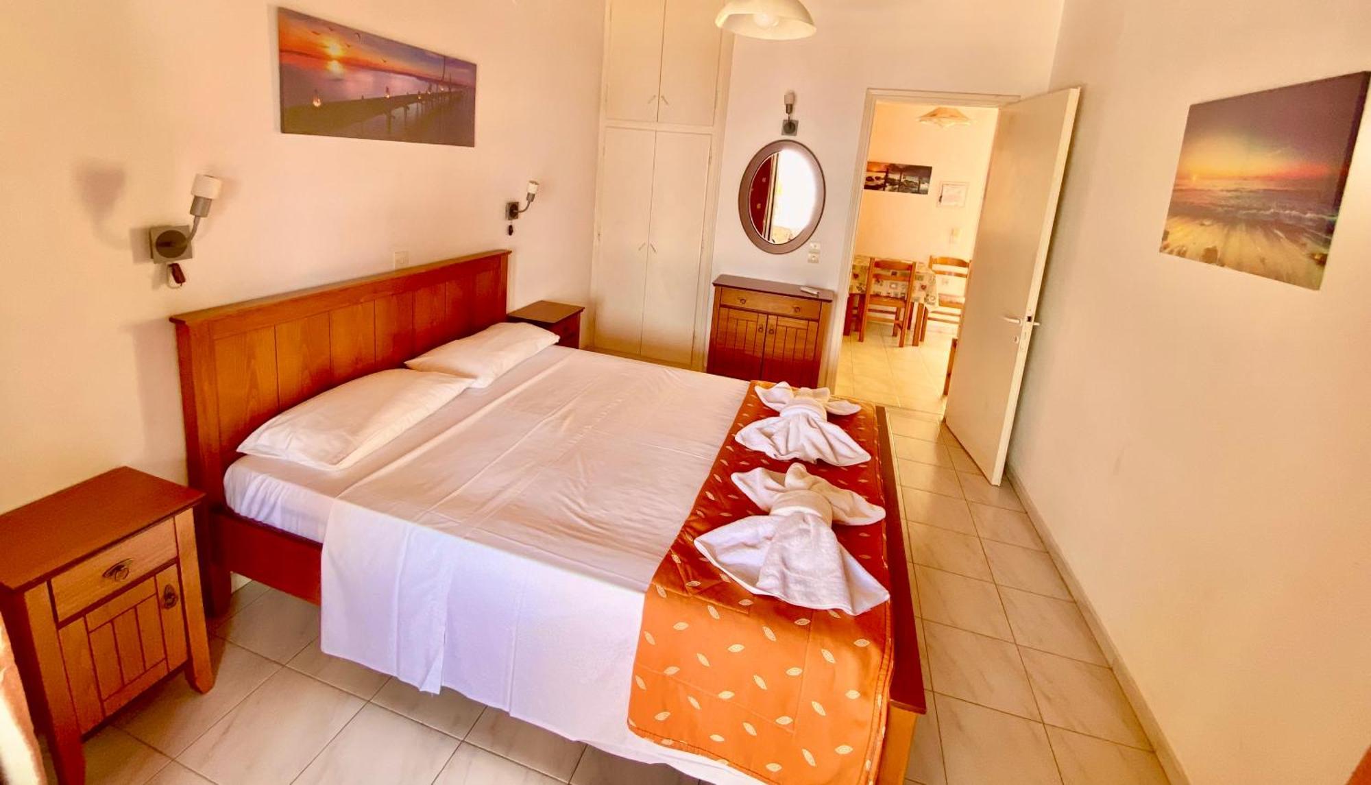 Stella'S Apartments Agios Gordios  Eksteriør billede