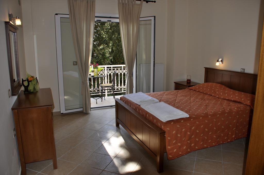 Stella'S Apartments Agios Gordios  Eksteriør billede