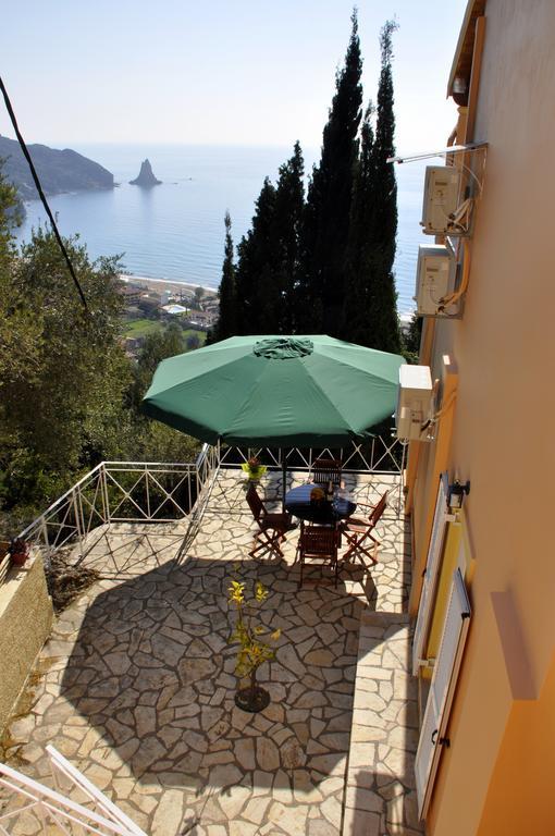 Stella'S Apartments Agios Gordios  Eksteriør billede