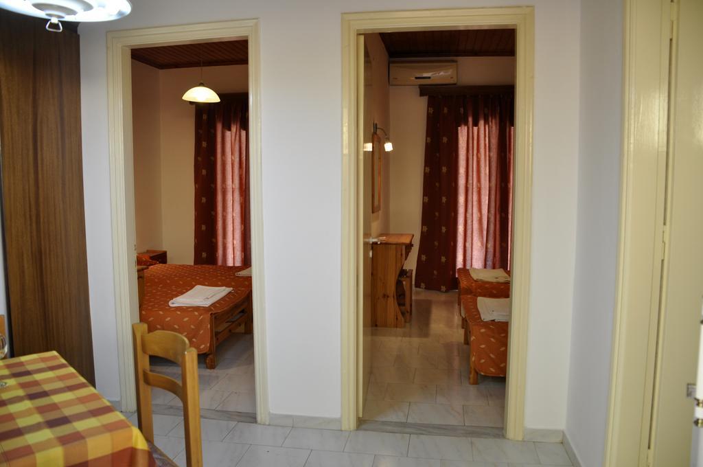 Stella'S Apartments Agios Gordios  Eksteriør billede
