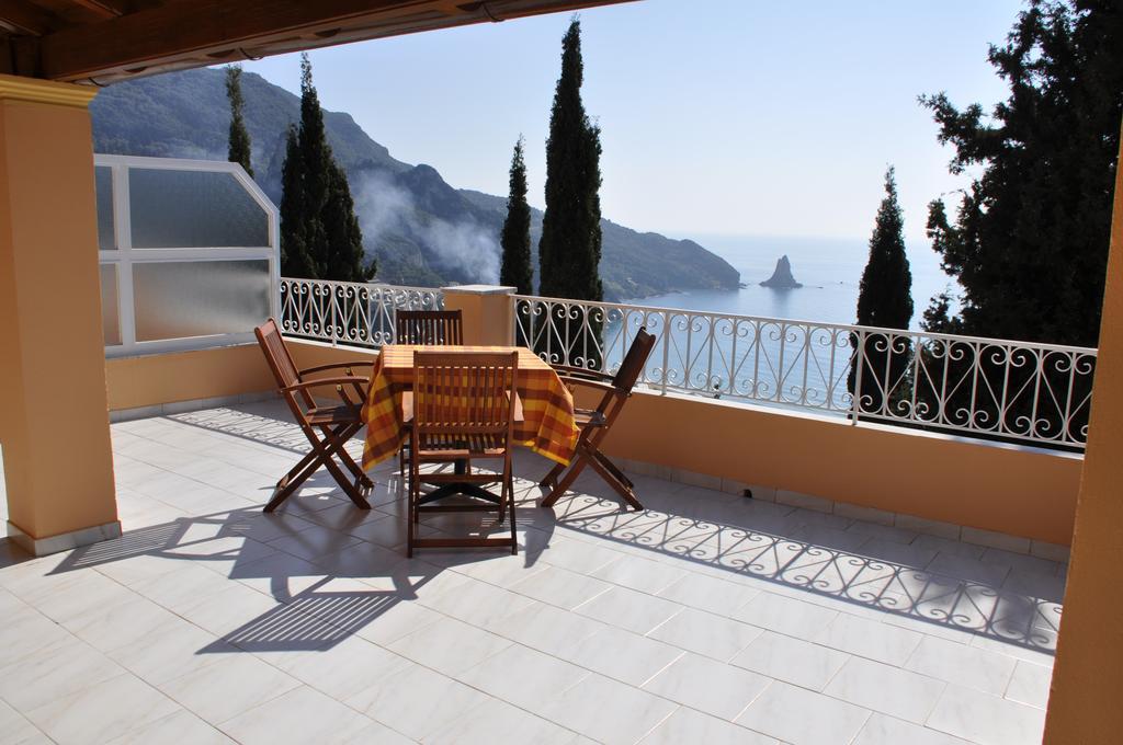 Stella'S Apartments Agios Gordios  Eksteriør billede