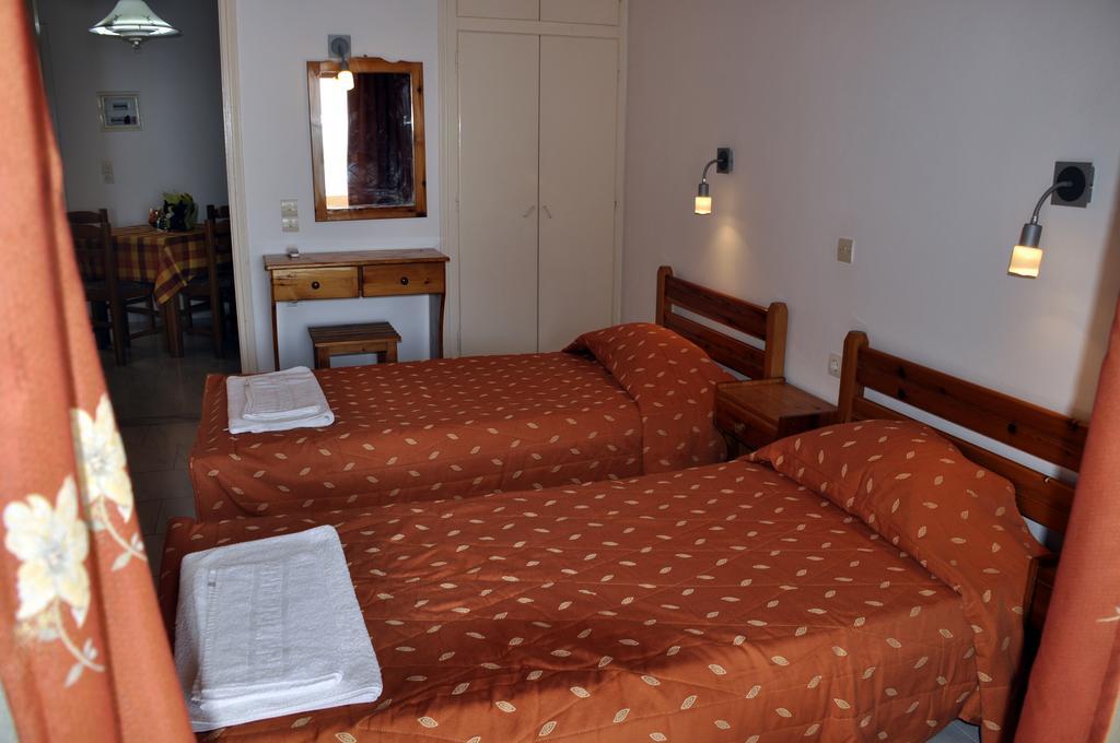 Stella'S Apartments Agios Gordios  Eksteriør billede