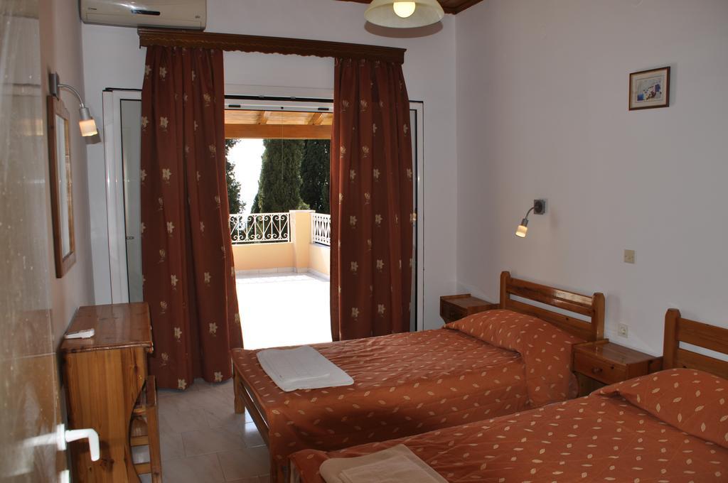 Stella'S Apartments Agios Gordios  Eksteriør billede
